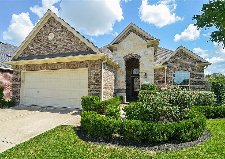 1st image of 27627 Halls Farms Ln