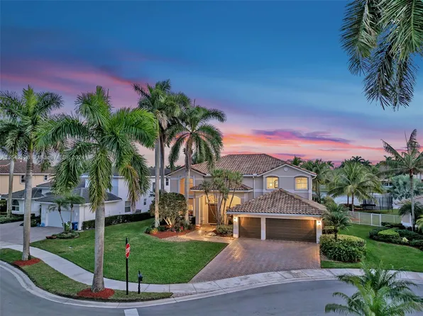 1684 Victoria Pointe Cir, Weston, FL 33327