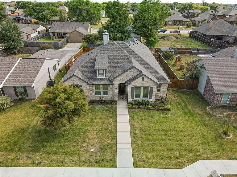 8206 Chesham Dr — Photo 48