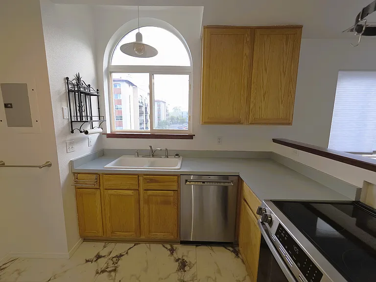 2850 Aurora Ave #301 — Photo 13