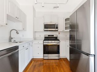 42 Cameron St #2L, Brookline, MA 02445