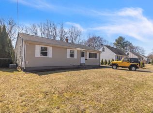 15 Roosevelt Blvd, Enfield, CT 06082