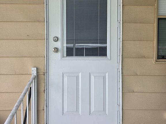 2nd image of 1616 Cutter Ln