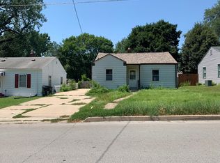 2812 Cornell St, Des Moines, IA 50313