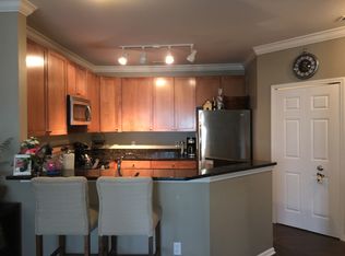 938 W Summerfield Glen Cir, Ann Arbor, MI