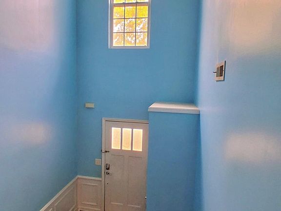 3rd image of 1604 Corwith Dr #1604
