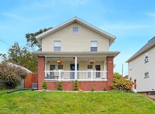932 4th St NE, Massillon, OH 44646