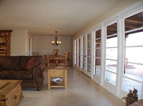 4th image of 362 W Paseo Solana