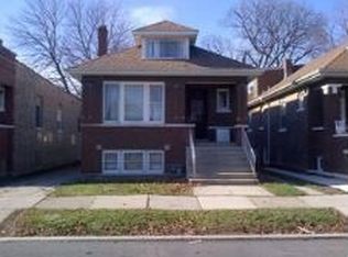 2420 Ridgeland Ave, Berwyn, IL 60402