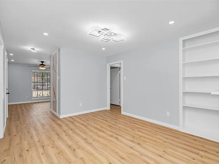 11018 Long Gate Dr — Photo 18