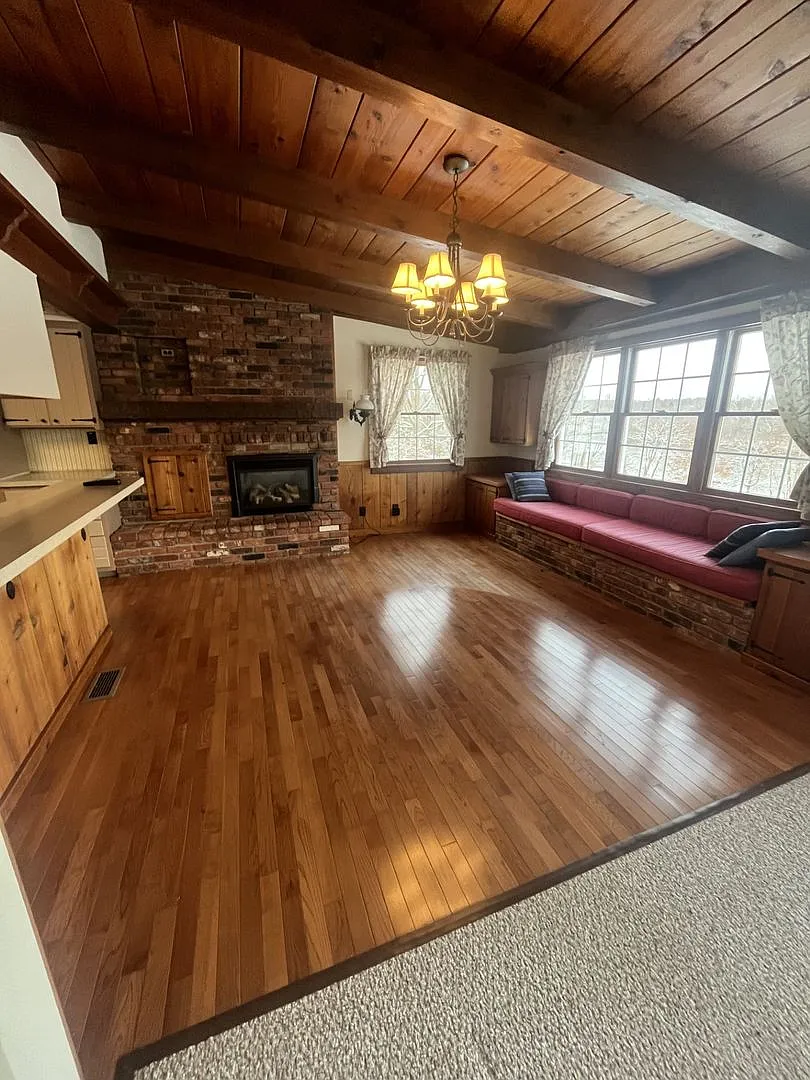 2 Bedroom House Available in Fulton — Photo 4