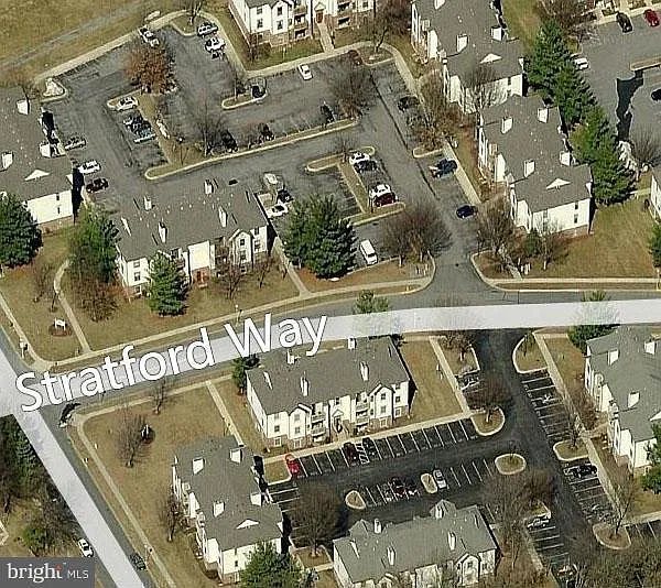 821 Stratford Way — Photo 4