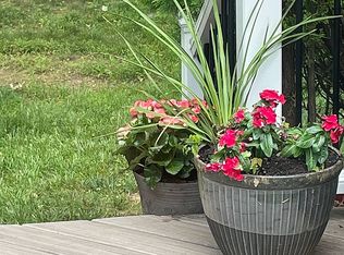 9521 Burning Branch Rd, Burke, VA 22015