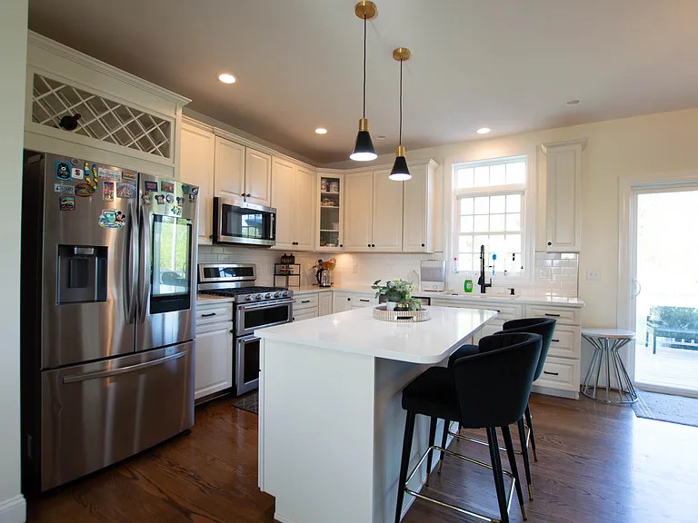 8 Colleen Cir — Photo 6