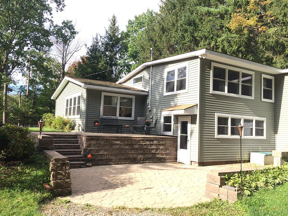 Spacious Fully Updated Home 