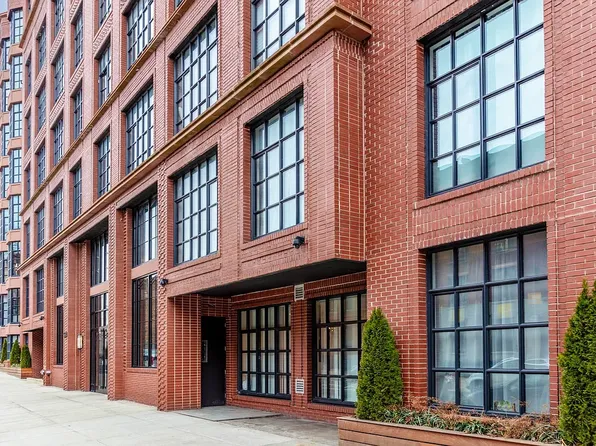 564 Saint John's Place image 16 of 17