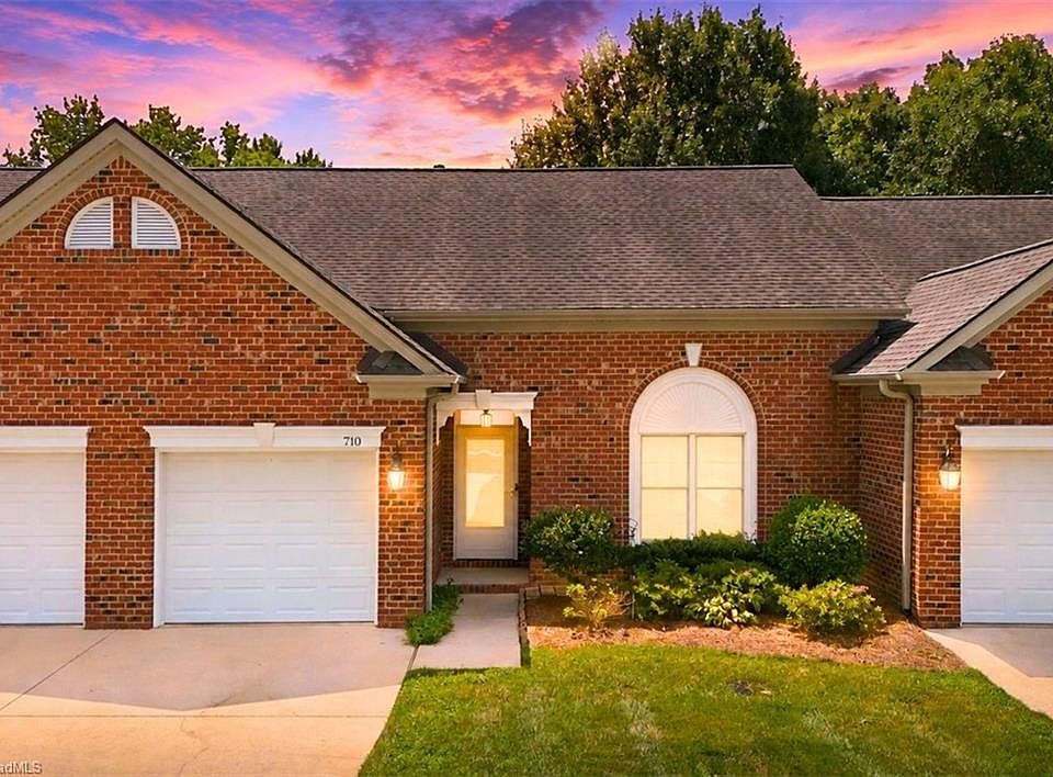 1st image of 710 Vinebury Ln