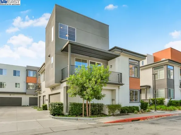 29310 Hub Ln, Hayward, CA 94544