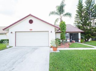 8462 Bonita Isle Dr, Lake Worth, FL 33467