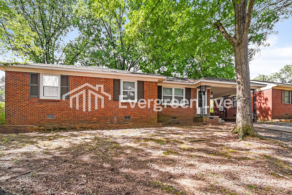Building Photo - 3207 Ladbrook Rd