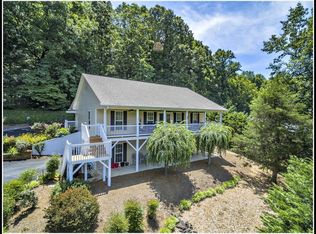 771 Mill Creek Rd, Franklin, NC 28734