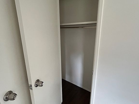 5th image of 9964 Lorraine Ave