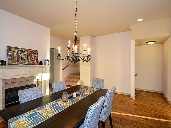 5th image of 273 Vance Cir