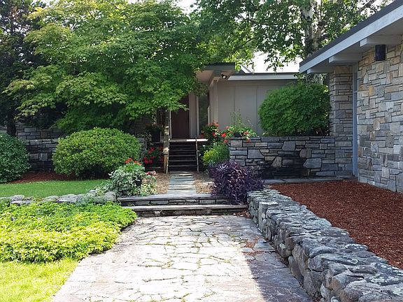 Front of House 1