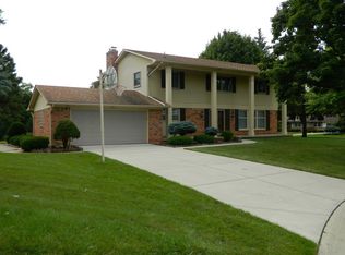 6187 Kings Scepter Ct, Grand Blanc, MI 48439