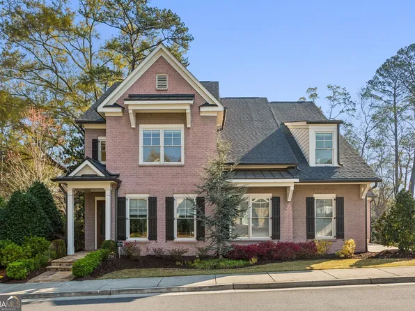 1700 Barclay Close NW, Atlanta, GA 30318