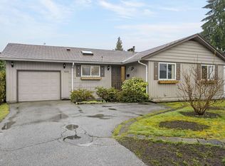 820 Ballantrae Ct, Pt Moody, BC