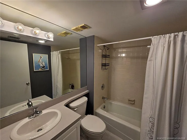 5564 NE Gulfstream Way — Photo 27