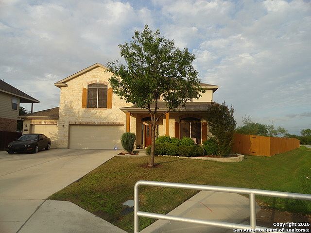 1st image of 922 Bobby Jones Dr