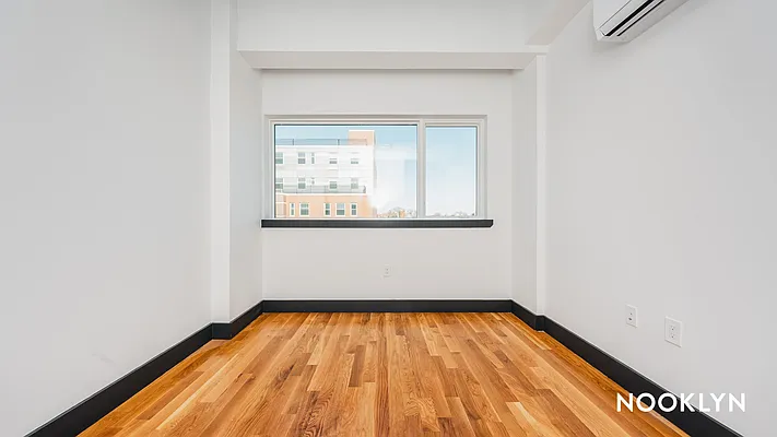 Rented by Nooklyn NYC LLC | media 19