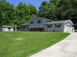 2085 Main St, New Philadelphia, OH 44663