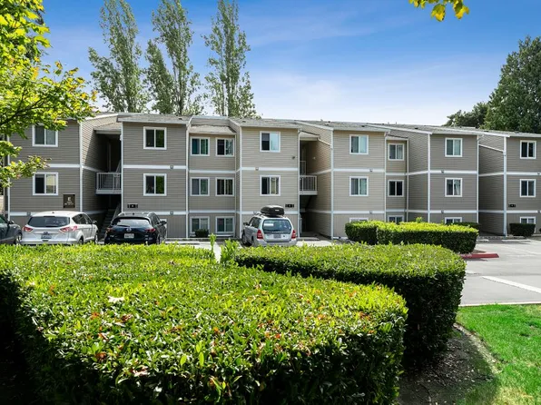 12423 NE 131st Ct, Kirkland, WA 98034