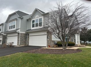 600 Hawley Dr, Oswego, IL 60543