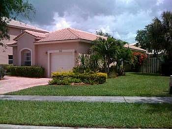 1st image of 1235 NW 171st Ave
