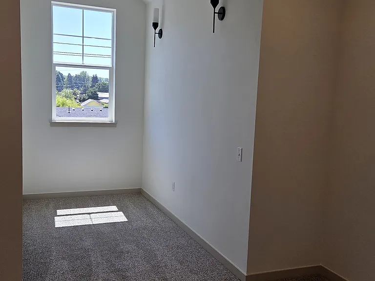 120 E St #302 — Photo 5