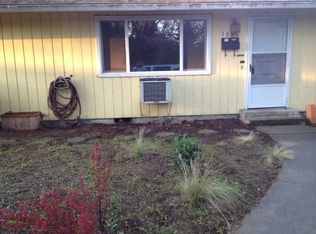 1002 E 10th St, Medford, OR 97504