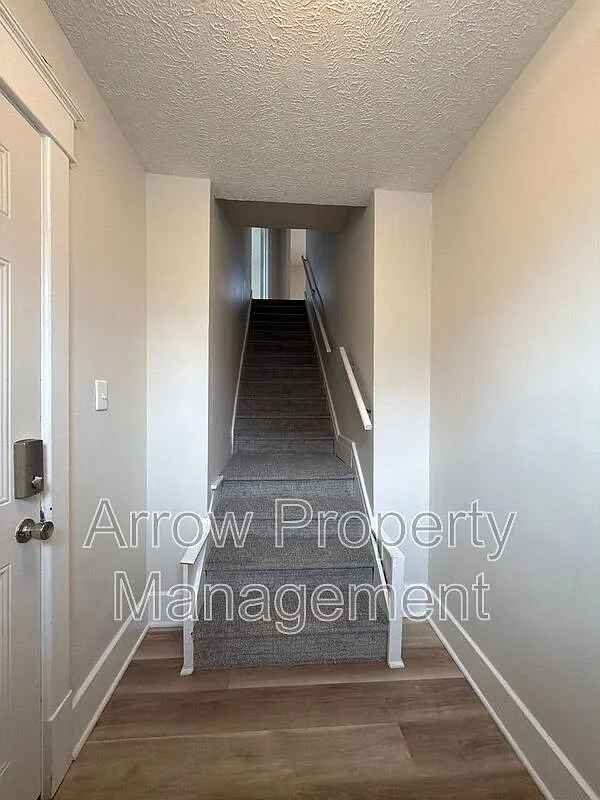 2 bed, 1.0 bath, 1000 sqft, $1,250 — Photo 3