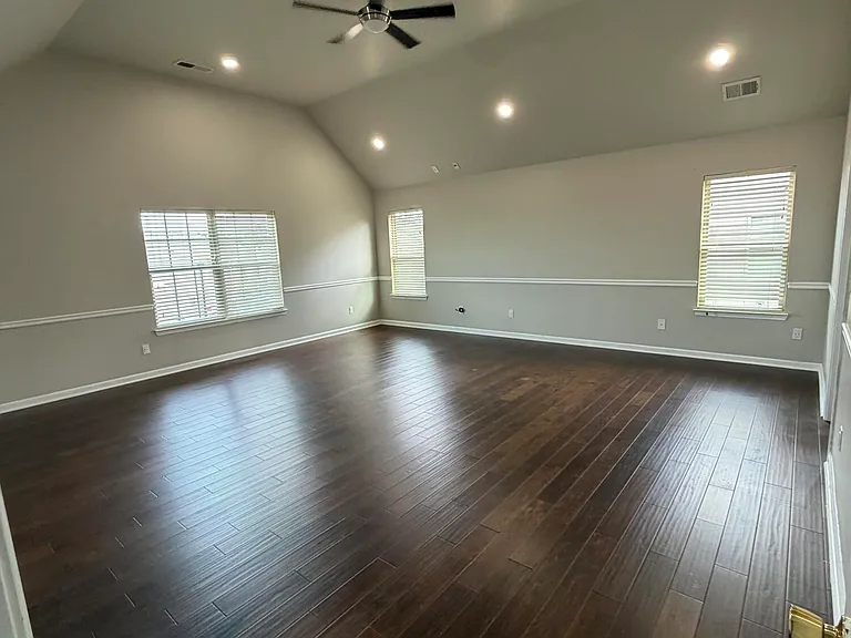 3013 Burgess St — Photo 13