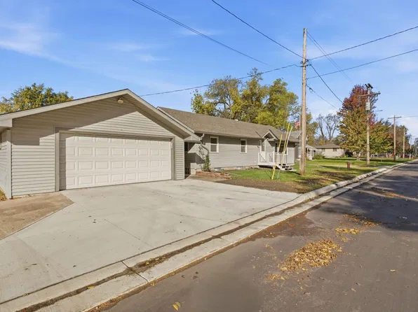 117 3rd St N, Kandiyohi, MN 56251
