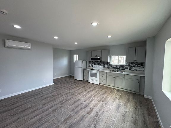 4th image of 1301 E 28th St