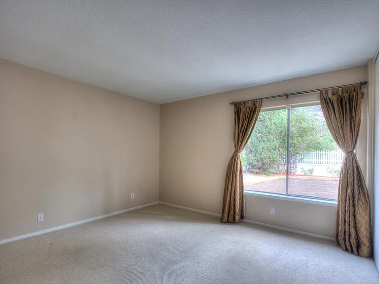 23752 Coronel Dr — Photo 8