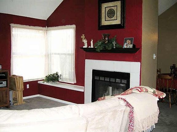 2nd image of 6804 Honey Creek Ln