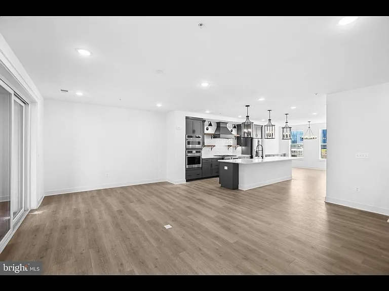 118B Locke St #TOP — Photo 7
