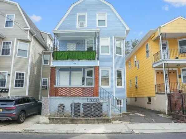 44 Halstead St, Newark City, NJ 07106