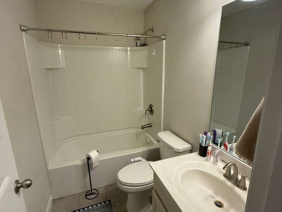 5th image of 1262 Elderwood Way