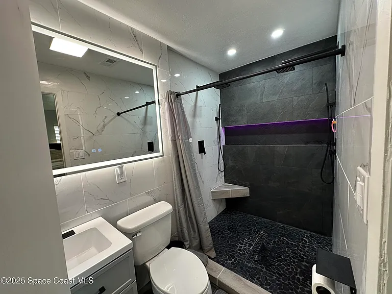 3782 Catalina Dr — Photo 14